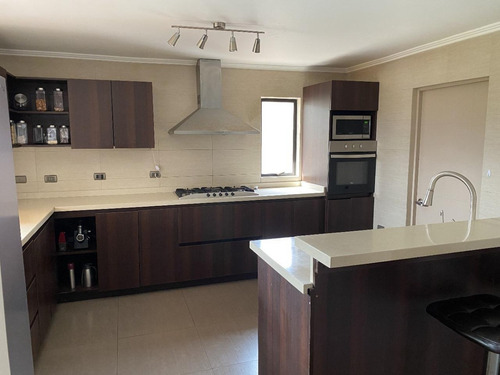 Se Vende Excelente,casa En La Mejor Zona Residencial,quilpué