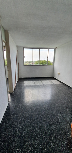 Apartamento De 2 Dormitorios En Malvin Alto