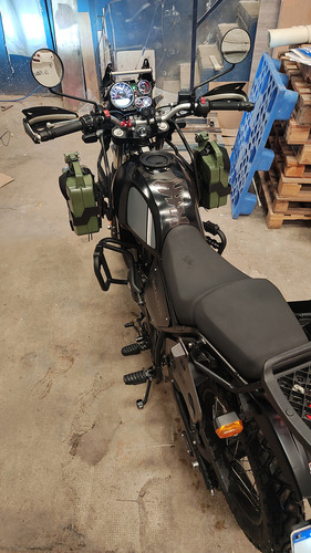 Himalayan Bs4 2021 Negra Con Accesorios Y 35.000km
