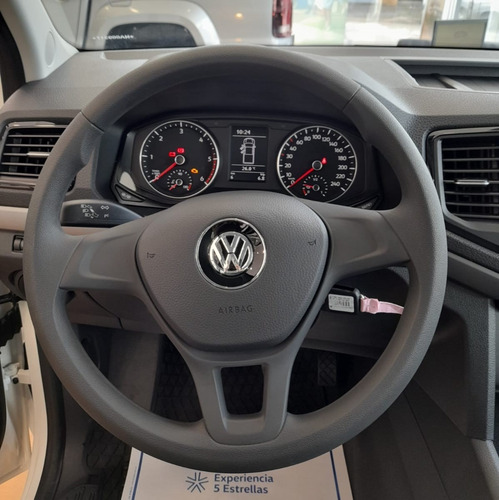 Imagen 22 de 25 de Volkswagen Amarok Trendline 140cv 4x2 Mt Stock 2023 Sb