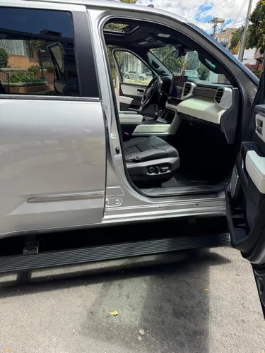 Toyota Sequoia 3.5 V6 Capstone