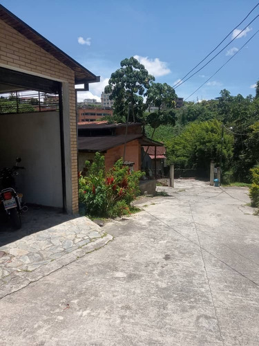 Imagen 2 de 15 de Venta De Quinta En Lomas De El Halcon