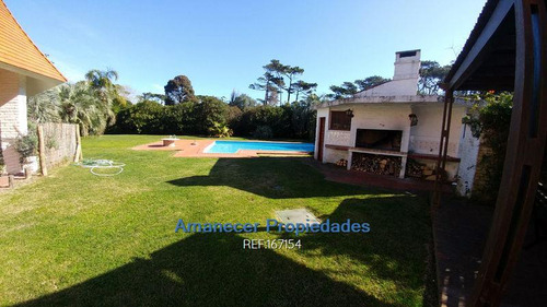 Playa Brava, Casa En Venta 3 Dormitorios Piscina Cw167154