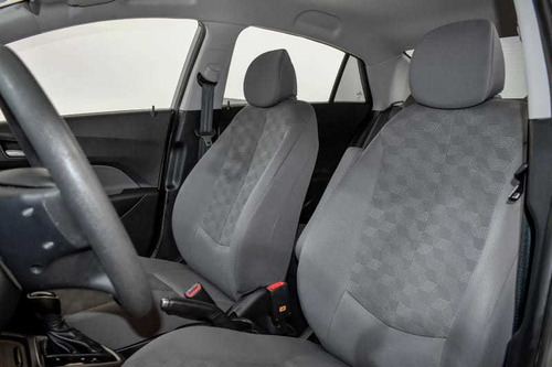 Imagem 10 de 15 de Hyundai Hb20s 1.6 Comfort Plus 16v