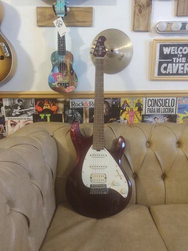 Super! Guitarra Olp Mm4 T/ Musicman Silhouette Permuto Bordó (Usado)