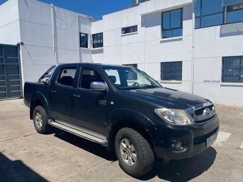 Camioneta Toyota Hilux Sr. 2.7 4x2, Negra