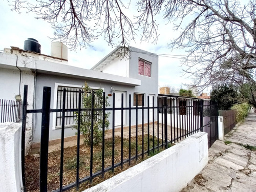 Casa Con Departamento En Carlos Paz!!!