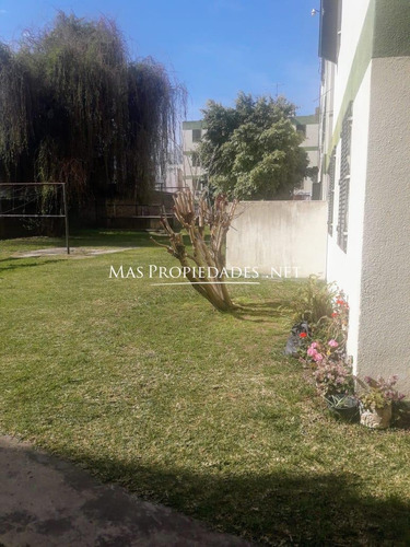 Imagen 10 de 14 de Departamento En Venta 2 Dormitorios En Quilmes Oeste