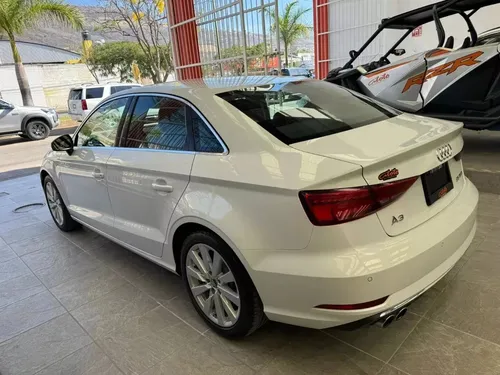 Audi A3 TFSI Select