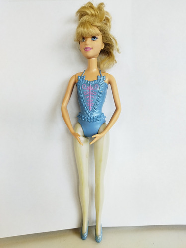 Barbie Rígida Cenicienta Traje De Ballet Azul Pose 2012