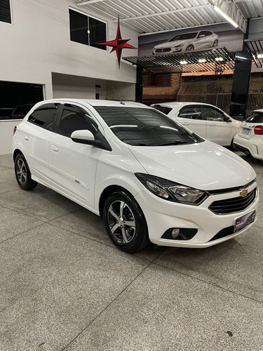 Imagem 3 de 14 de Chevrolet Onix 2019 1.4 Ltz 5p