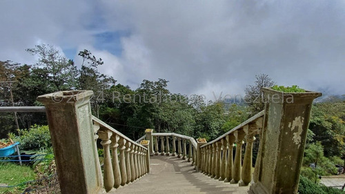 Exclusiva Empresa En El Area De Telecomunicaciones, Con Torre A 2006 Mts De Altura En Un Terreno De 870m2, En El Junquito, Urb Alto Irapa, Mls#24-20005