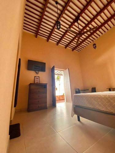 Imagen 9 de 12 de Hotel En Venta En El Centro De La Ciudad, Funcionando, Excel