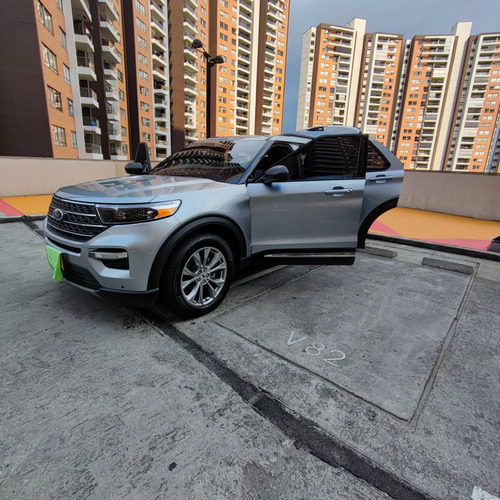 Ford Explorer Xlt 2022