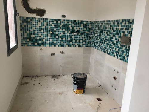 Imagen 11 de 18 de Departamento Tipo Casa En Permuta En Lanus Este