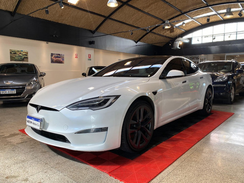 Tesla Model S Año 2021 - Hilton Motors Co.