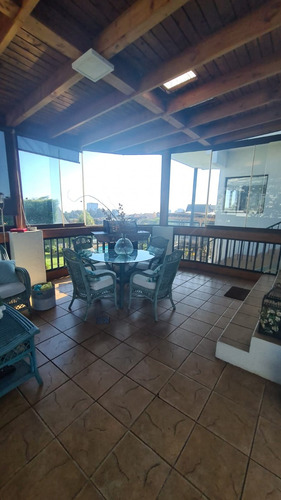 Broker Pinares 5d-se-quincho-terraza- Patio