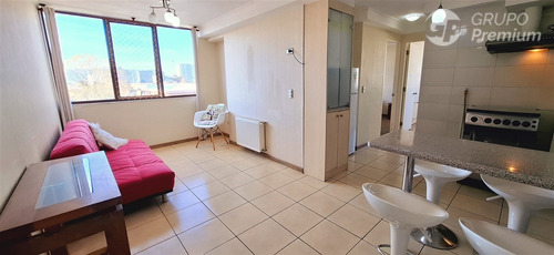 Departamento En Venta De 2 Dorm. En Concepción