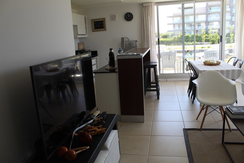 Imagen 2 de 17 de Departamento Al Río En Venta, Nordelta,
