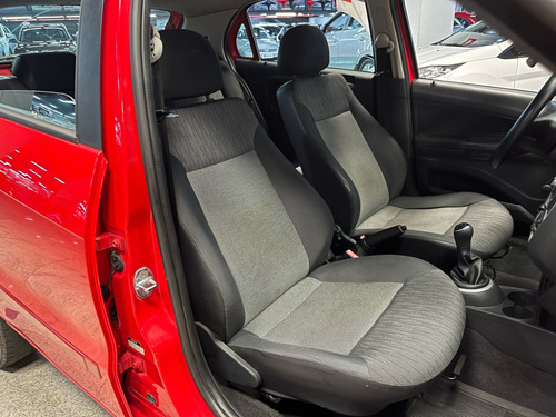 Volkswagen Gol 1.0 MI 8V FLEX 4P MANUAL G.VI