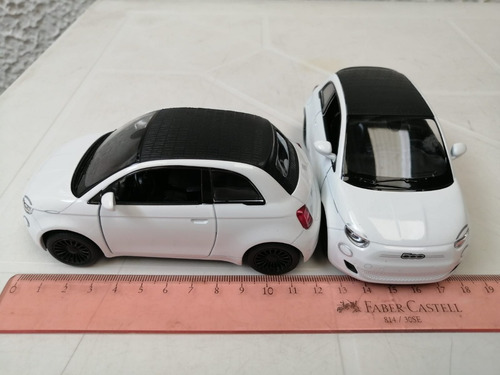 Fiat 500e, Escala 1:28, Metalico, 12cms Largo, Kinsmart