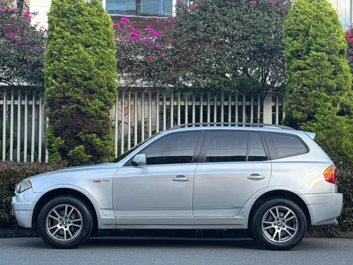 BMW X3 E83 2.5si