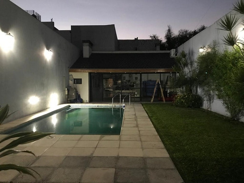 Imagen 18 de 22 de Espectacular Propiedad Con Pileta Climatizada