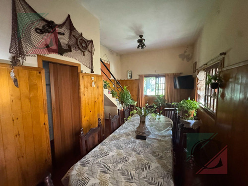 Casa En 3 Ambientes Con Cochera Y Galpon