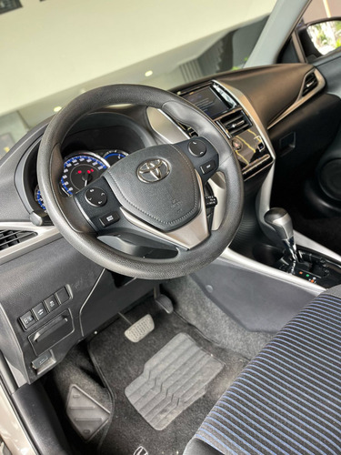Toyota Yaris 1.5 16V FLEX SEDAN XL PLUS TECH MULTIDRIVE