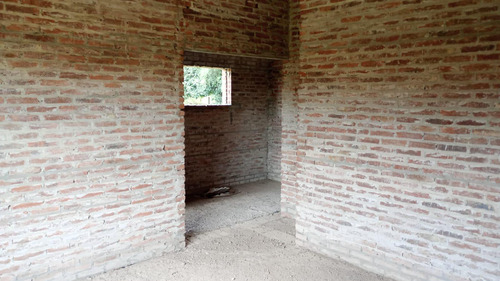Quinta En Venta - 8 Dormitorios 5 Baños - Cocheras - 14.800mts2 - Salto