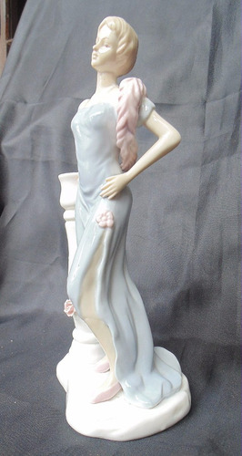 Figura Artistica Porcelana Miguel Requena Valencia Coleccion