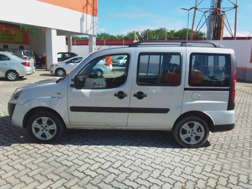 Imagem 9 de 10 de Fiat Doblò 1.8 Mpi Essence 7l 16v Flex 4p Manual