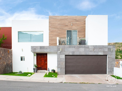 Imagen 1 de 15 de Casa En Venta En Pedregal De San Angel Con Alberca