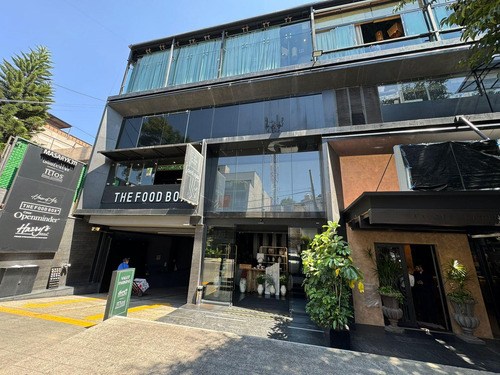 Traspaso De Local Comercial En Plaza Masaryk