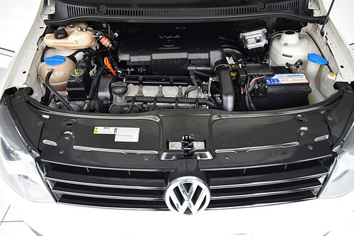 Volkswagen Fox 1.0 Mi Seleção 8v Flex 4p Manual 2014