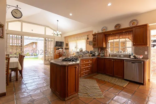 Casa En Venta 23-26421