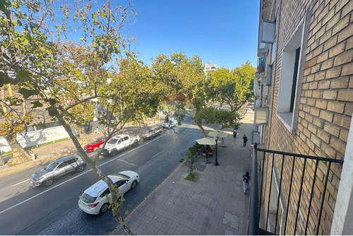 Clásico Depto Amoblado En Arriendo, 4 D 3 B