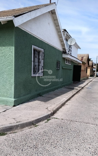 De 2 Pisos, 4 Dormitorios En Población Ccu Limache
