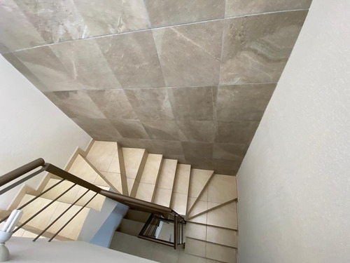¡haz Realidad Tus Sueños En Tecámac, Casa En Venta En Paseos Del Bosque 2! Acceso Controlado Y Diversión Garantizada Con Canchas Y Alberca, Rutas Cercanas A Cdmx Y Aifa