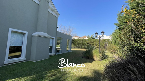 Casa En Venta En La Lomada, Pilar, G.b.a. Zona Norte