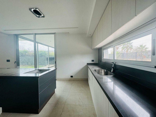 Venta| Departamento 3dorm -patio- Cochera Jardin Claret Summum Zona Norte