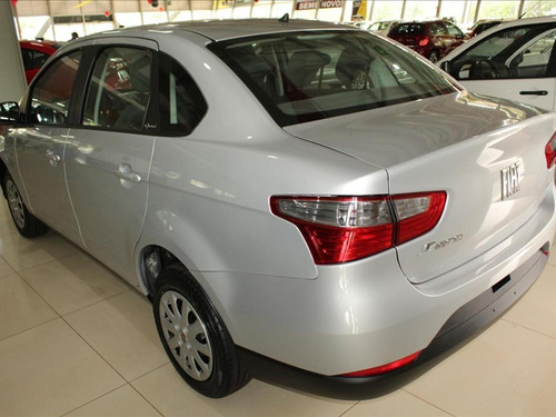 Imagem 14 de 15 de Fiat Grand Siena 1.0 Attractive Flex 4p Manual 2021 0km