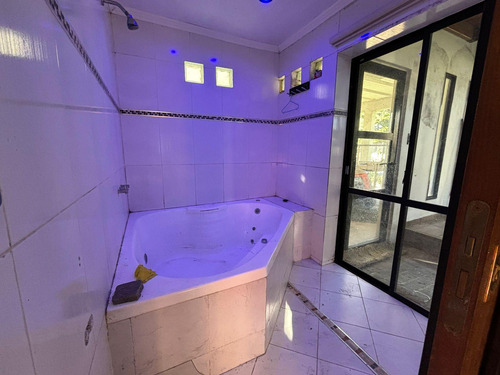 Casa En Alquiler - 1 Dormitorio 1 Baño - Cochera - 22.878mts2 - Villa Elisa, La Plata
