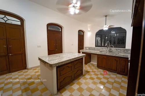 Casa Lujosa En Venta En Centro Histórico Mérida Remodelada