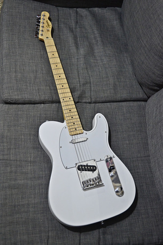 Guitarra Squier Telecaster Affinity Series Artic White 