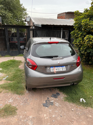 Peugeot 208 1.5 Active