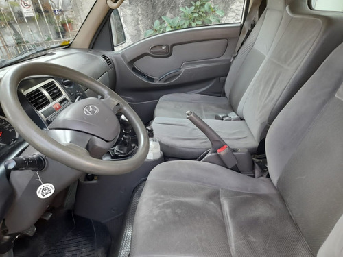 Imagem 6 de 9 de Hyundai Hr Diesel Com Baú