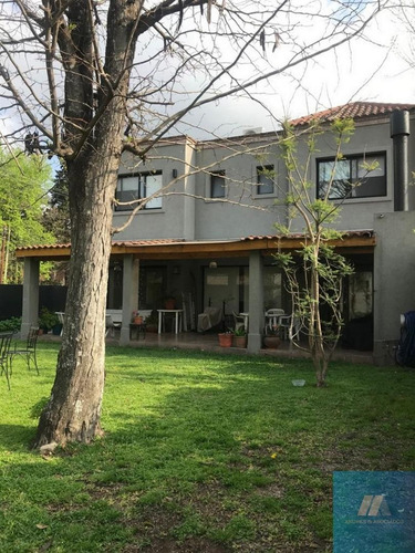 Imagen 2 de 19 de Venta Casa Bella Vista