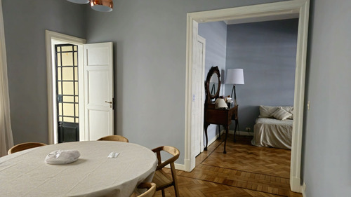 Departamento Piso Recoleta 3 Ambientes Con Dependencia