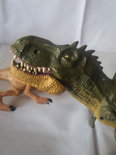 Par De Dinosaurios Jurassic World 42 Y 26 Cm Hasbro Original (Usado)